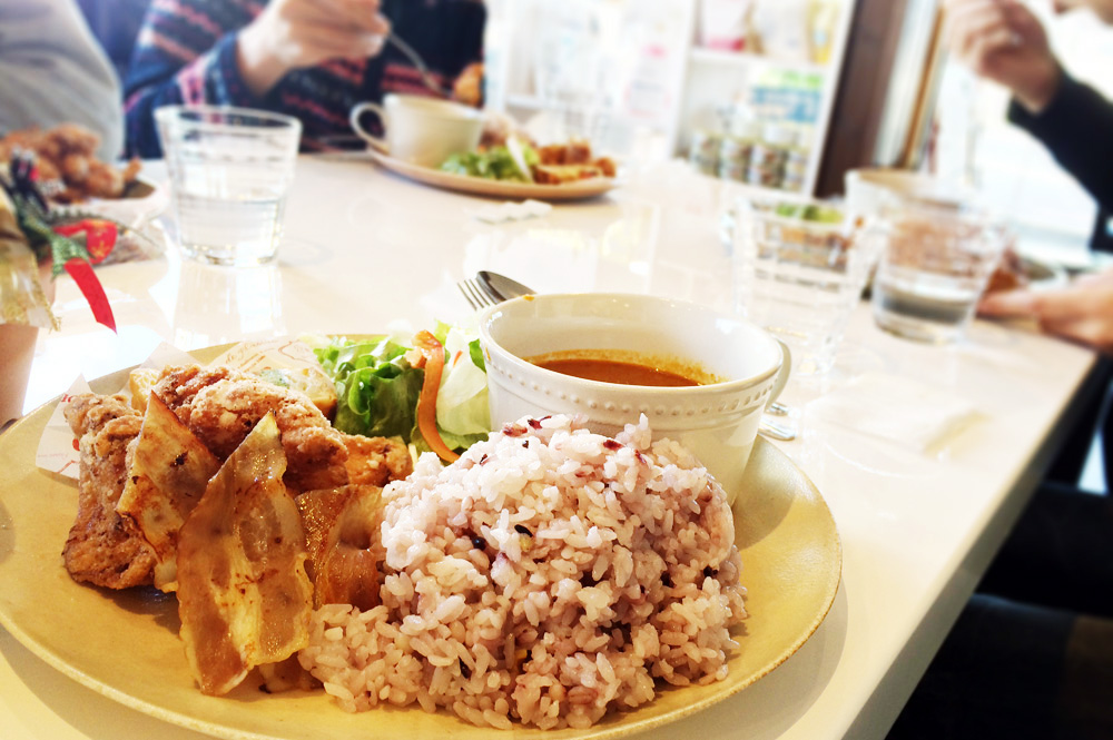 伊那市のカフェSiestaへランチに